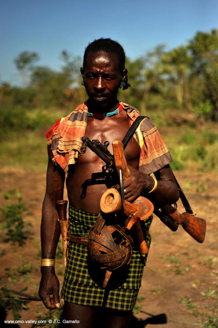 16-dimeka-market-omo-valley-hamer