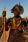 17-dassanech-woman-rio-omo-river