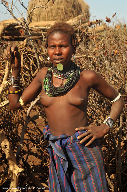 23-mujer-dassanech-rio-omo-river