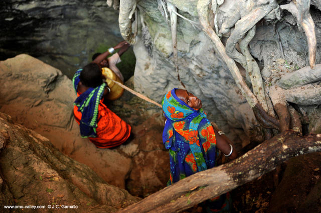 23-singer-waters-borana-ethiopia