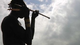 Television cuatro tribus etiopia mursi hammer banna